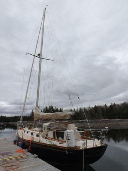 1987 Cape Dory Cape Dory 36