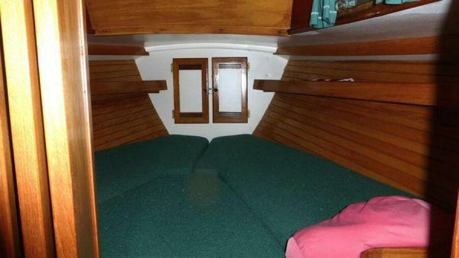 1987 Cape Dory Cape Dory 36