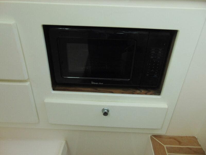 2019 Stamas 390 Tarpon