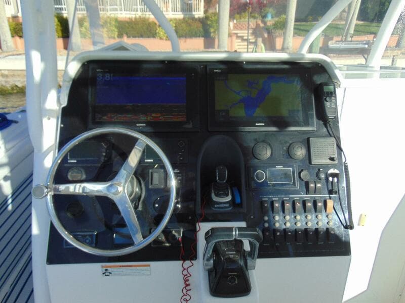 2019 Stamas 390 Tarpon