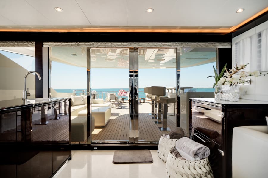 2022 Ocean Alexander 37 L