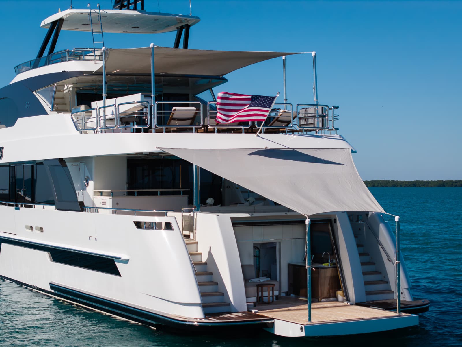 2022 Ocean Alexander 37L - Photo 10