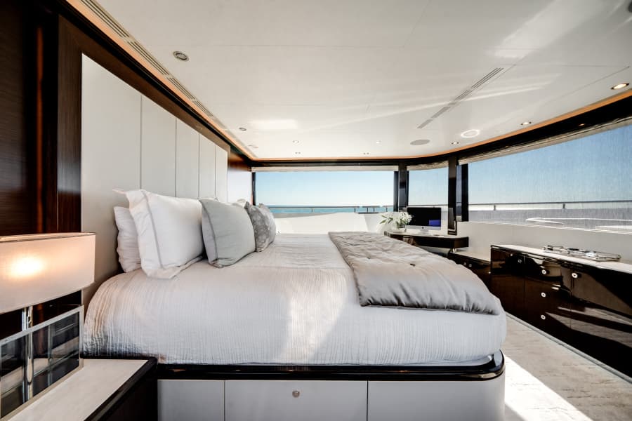 2022 Ocean Alexander 37 L