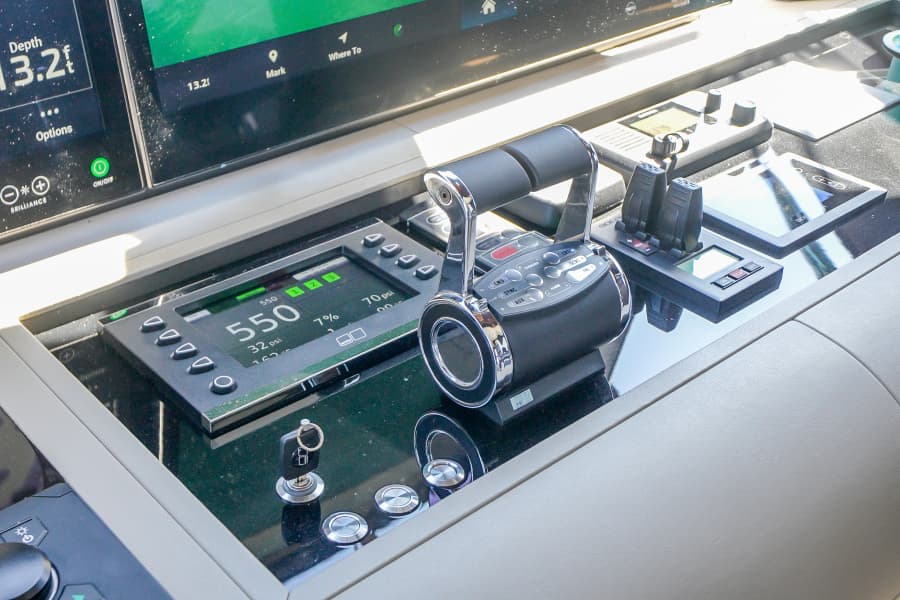 2022 Ocean Alexander 37 L