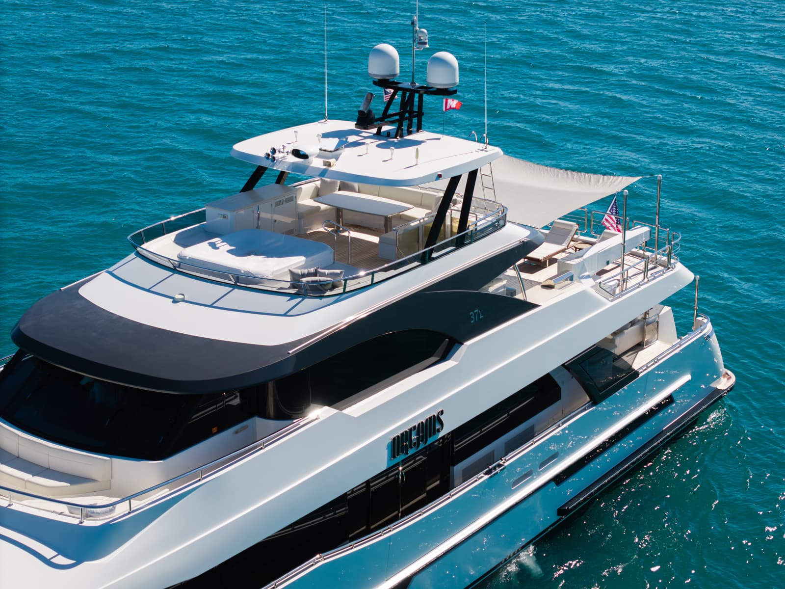 2022 Ocean Alexander 37L - Photo 12