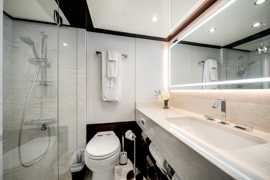 2022 Ocean Alexander 37 L