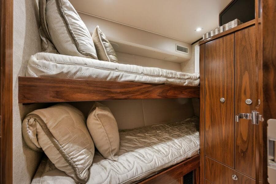 Viking 68 JO-LI - Interior Guest Stateroom