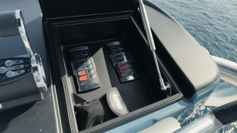 Viking 68 JO-LI - Exterior Flybridge