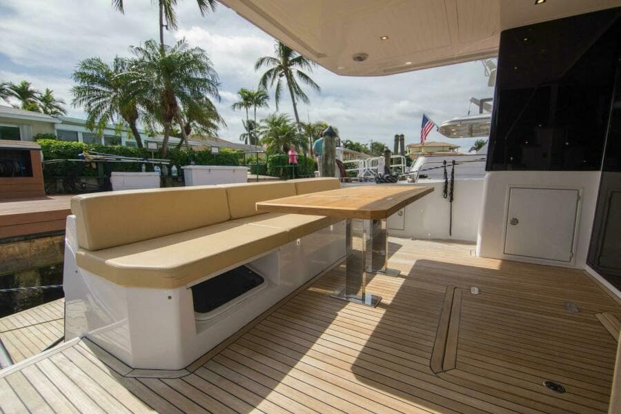 2019 Sundeck Yachts 580 Sport
