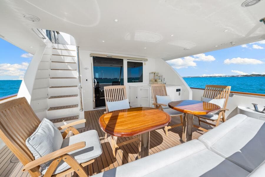 2010 83 Ocean Alexander Motor Yacht 'Relentless'