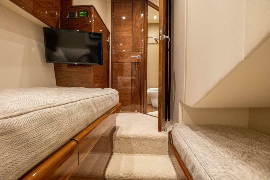 2023 Viking 64 Convertible Guest Stateroom
