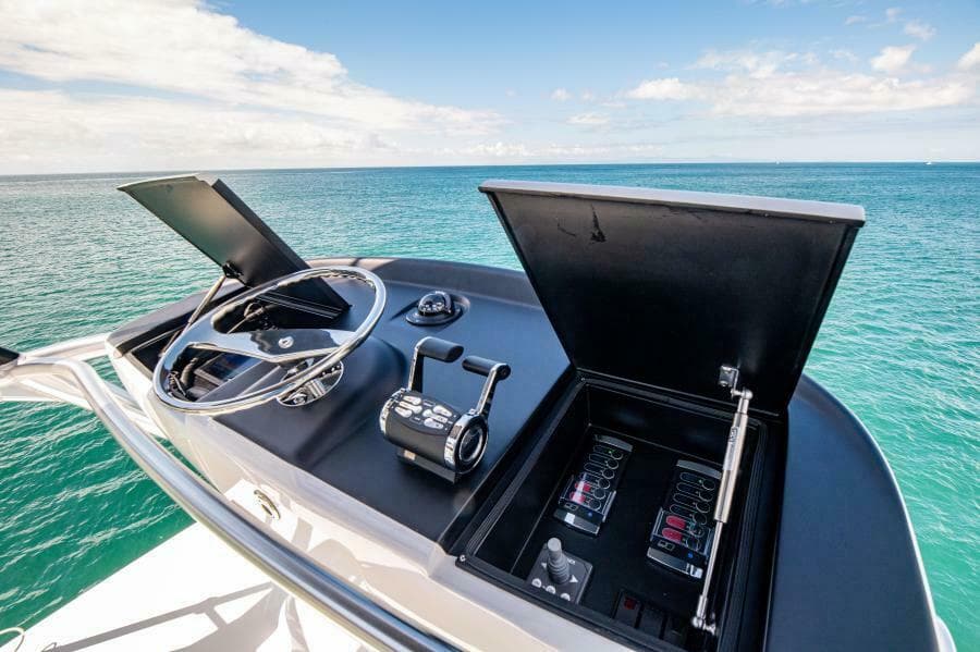 2023 Viking 64 Convertible