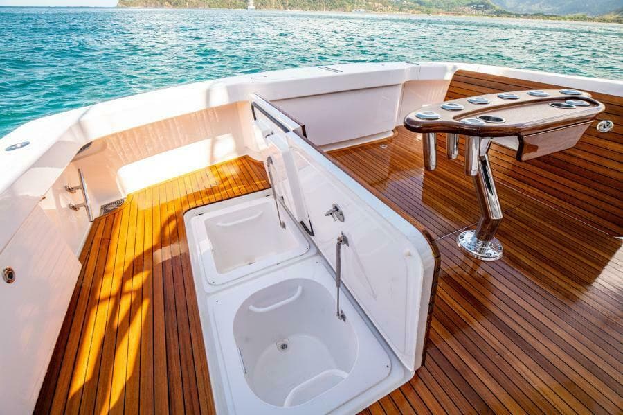 2023 Viking 64 Convertible