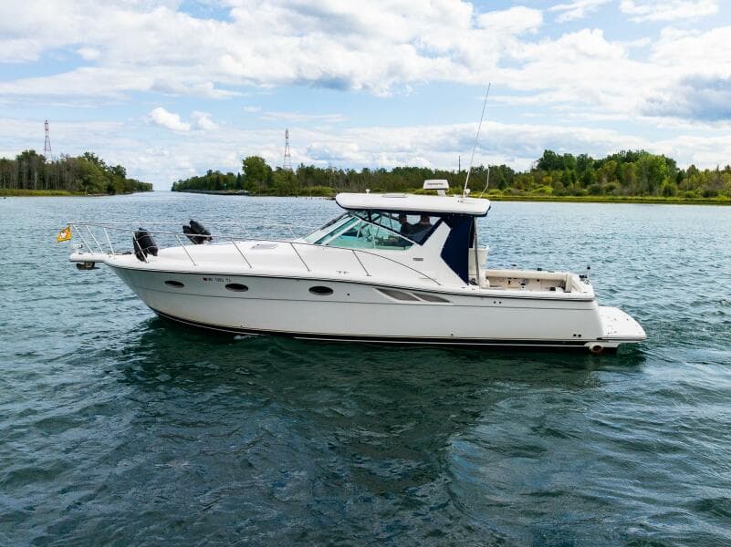 2002 Tiara Yachts 35 Open