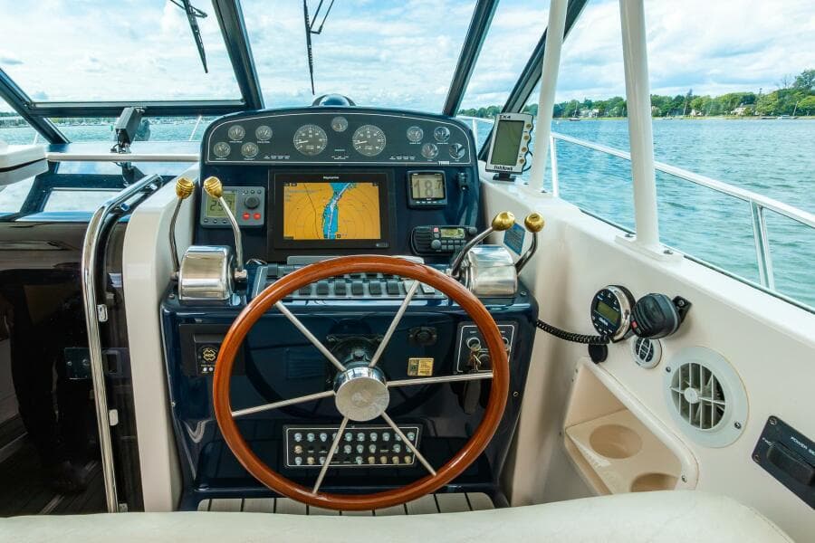 2002 Tiara Yachts 35 Open