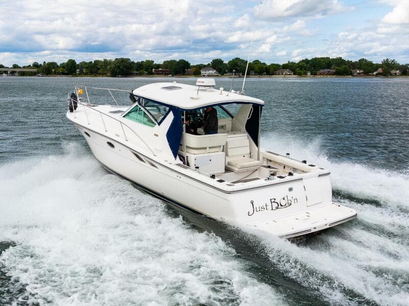 2002 Tiara Yachts 35 Open