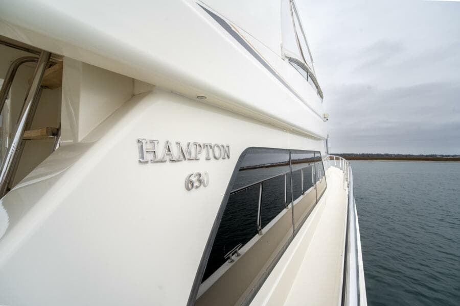 2008 Hampton 630 Pilothouse