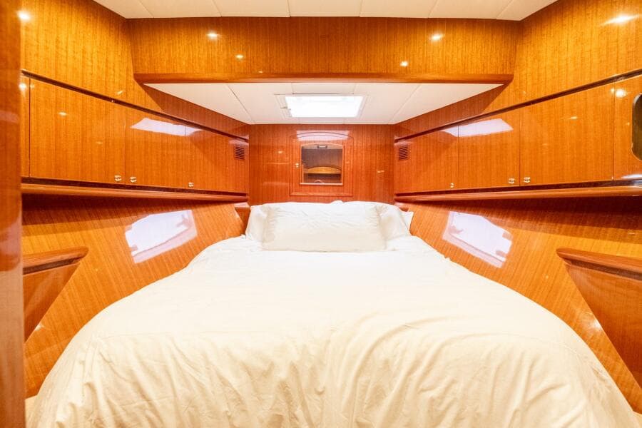 2008 Hampton 630 Pilothouse