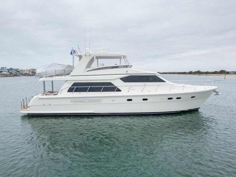 2008 Hampton 630 Pilothouse