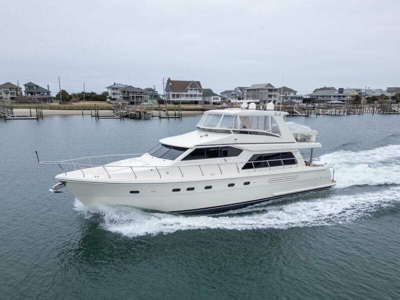 2008 Hampton 630 Pilothouse