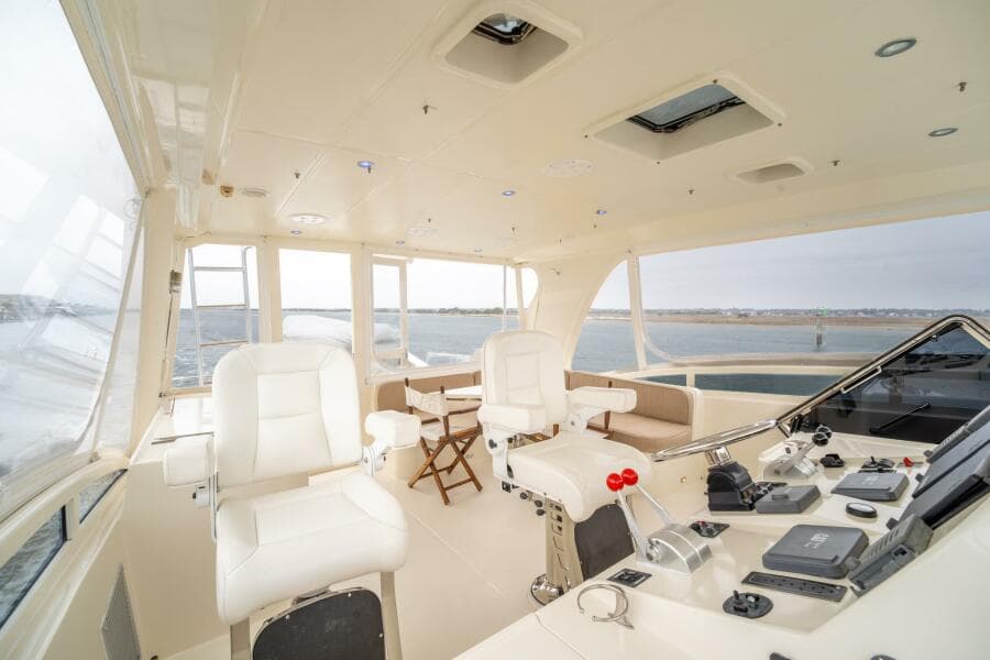 2008 Hampton 630 Pilothouse