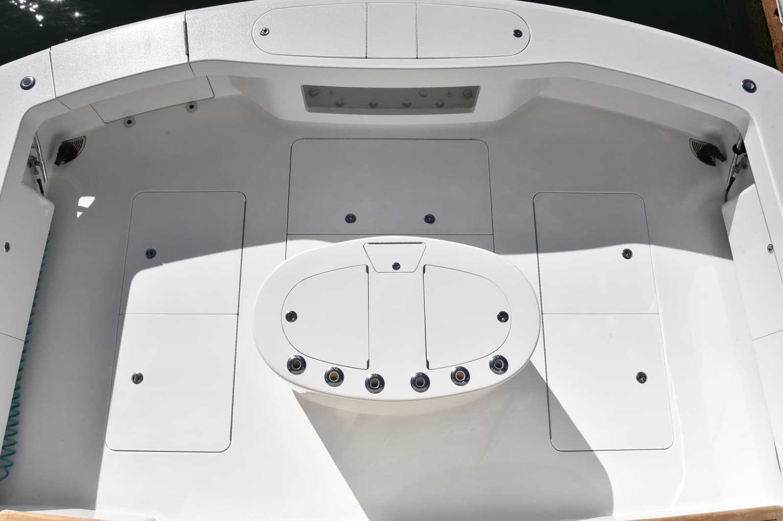 2019 Viking 80 Skybridge