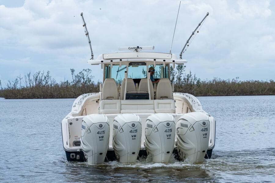 Grady White 45 Pura Vida - Exterior Profile