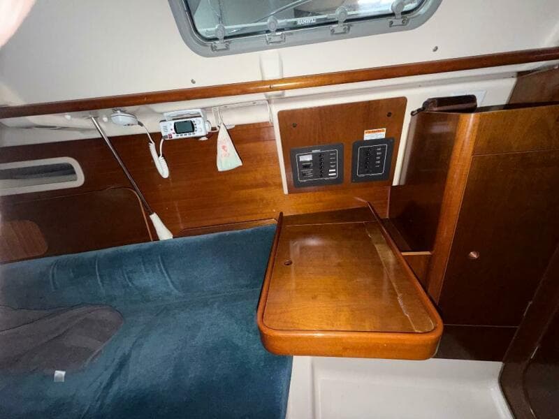 1998 Beneteau 281