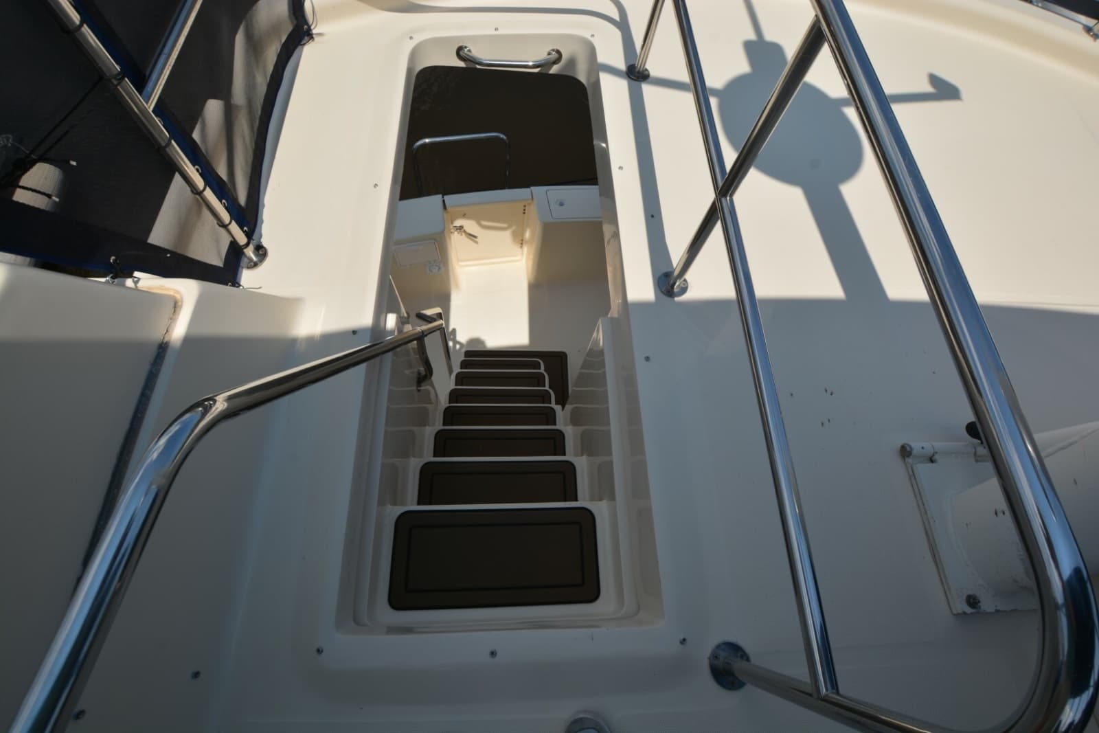 2005 Mainship 34 Trawler - Photo 12