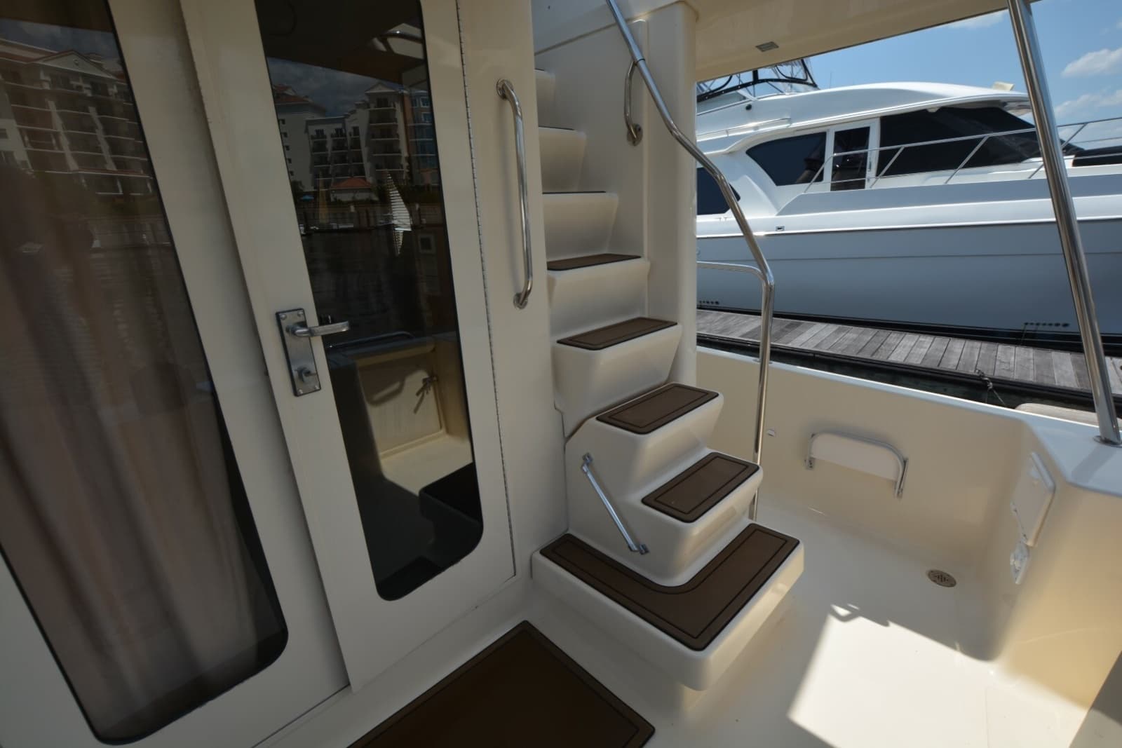 2005 Mainship 34 Trawler - Photo 13