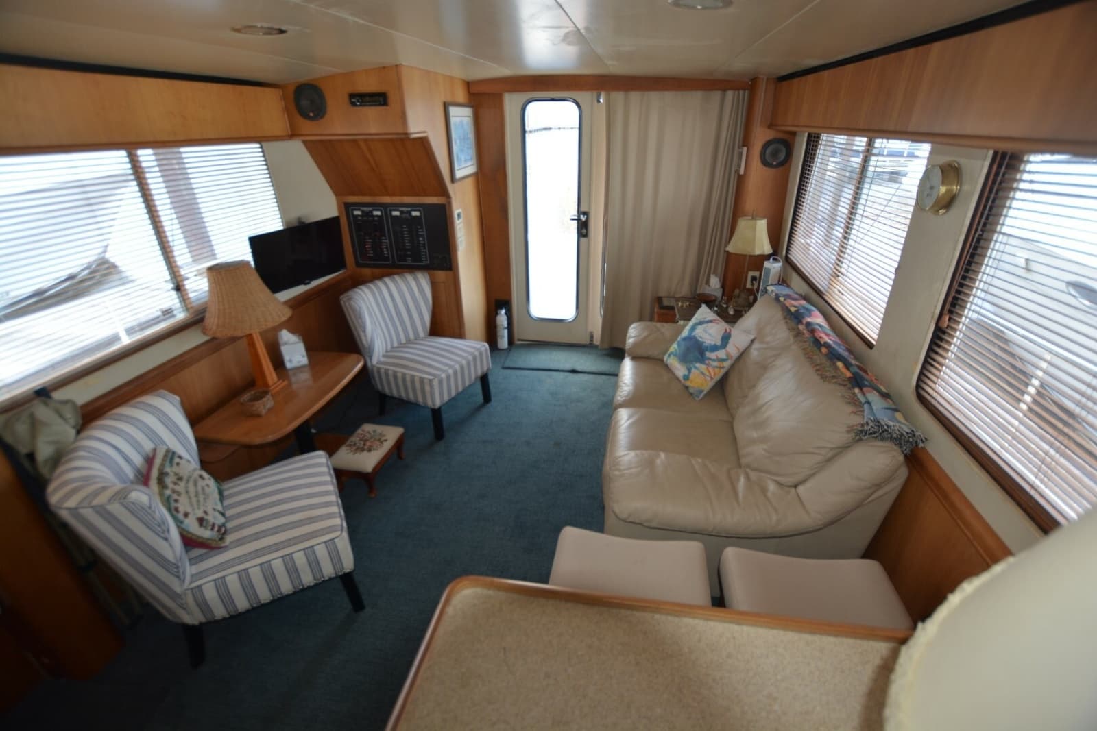 2005 Mainship 34 Trawler - Photo 16