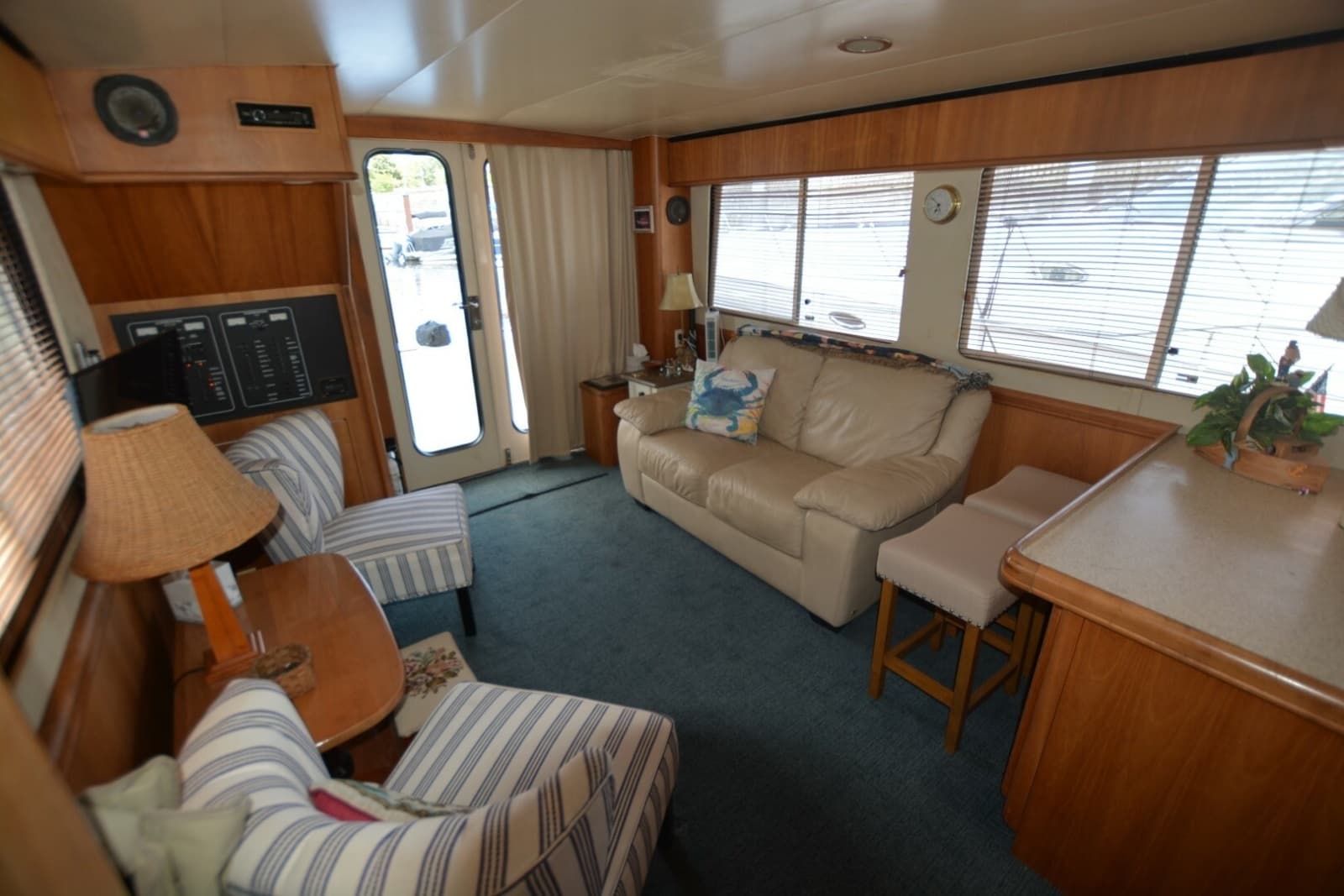 2005 Mainship 34 Trawler - Photo 17