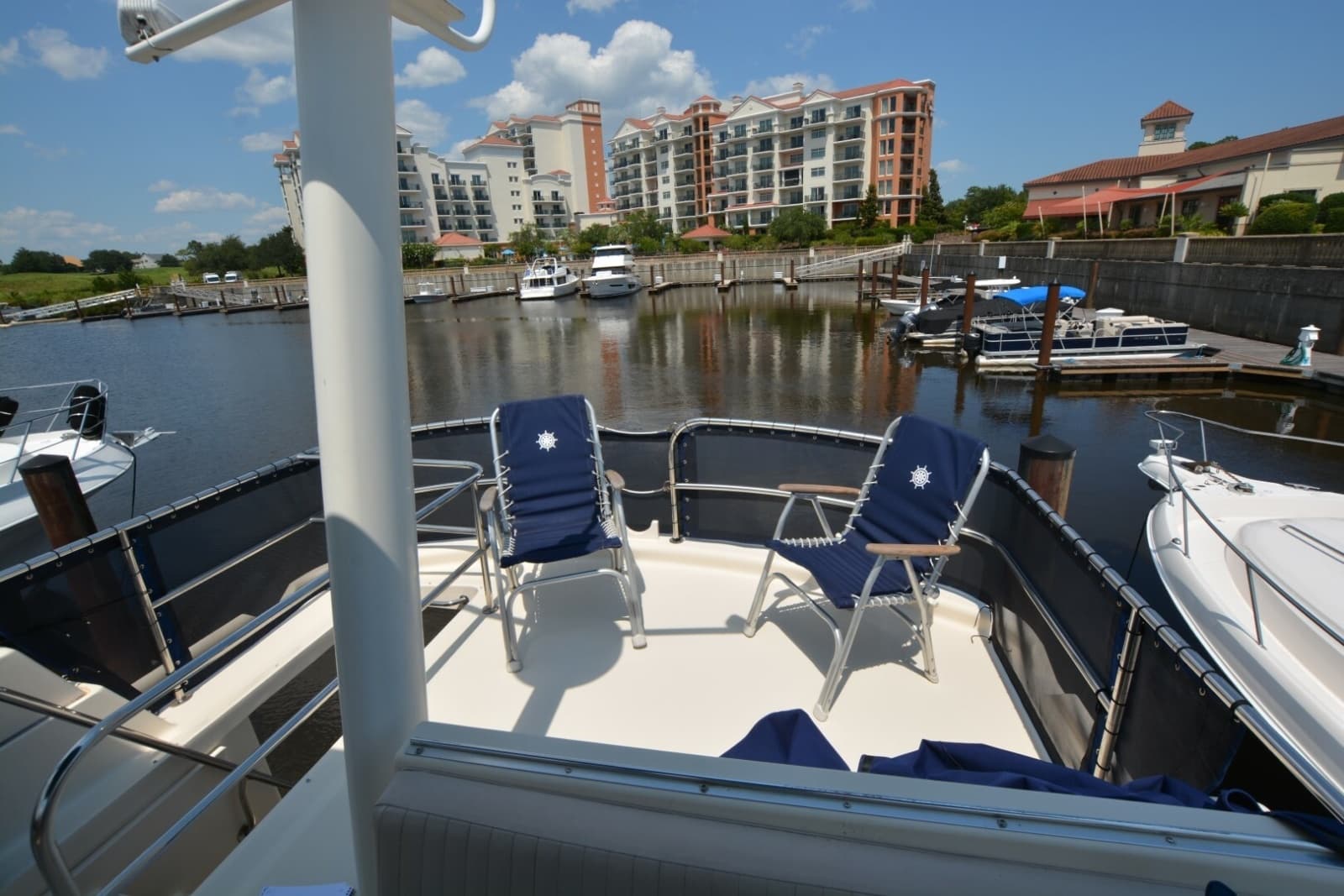 2005 Mainship 34 Trawler - Photo 10