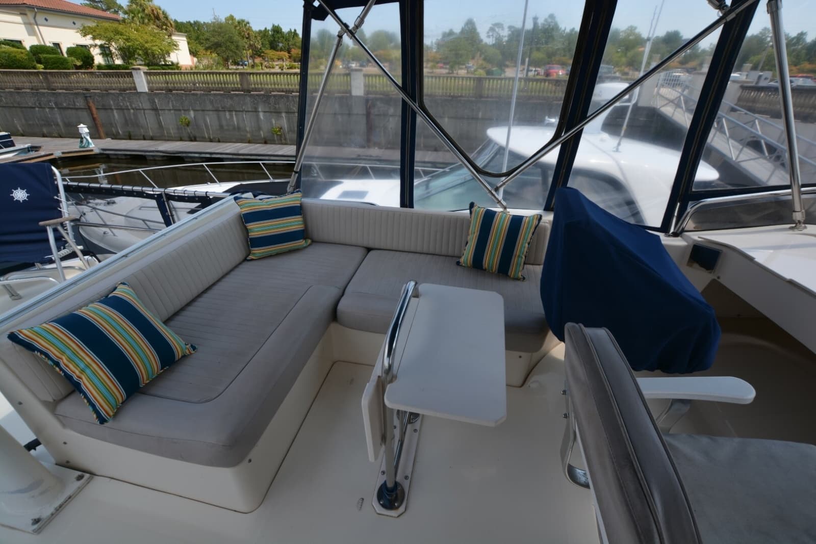 2005 Mainship 34 Trawler - Photo 8