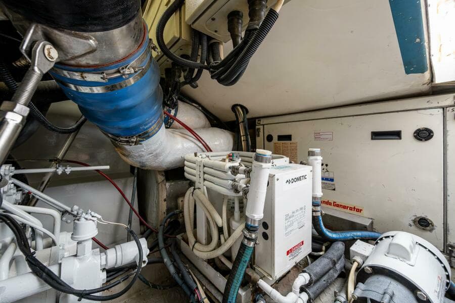 1999 Ocean Yachts 60 Convertible