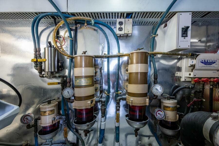 1999 Ocean Yachts 60 Convertible