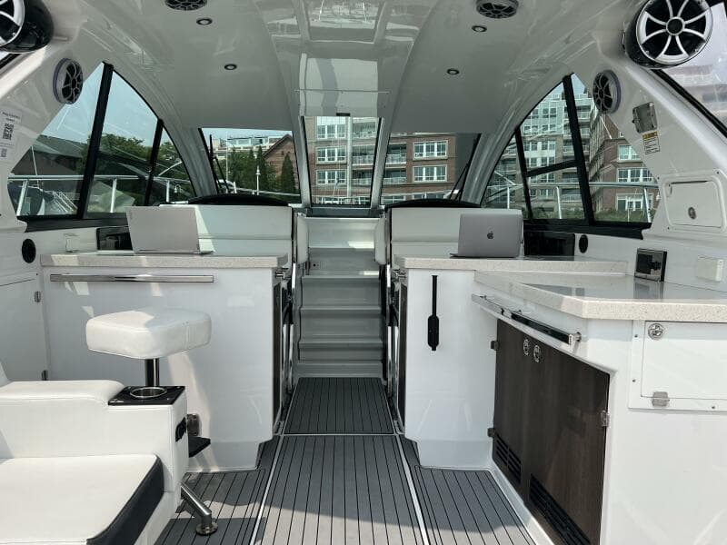 2018 Monterey 36 Sport Coupe