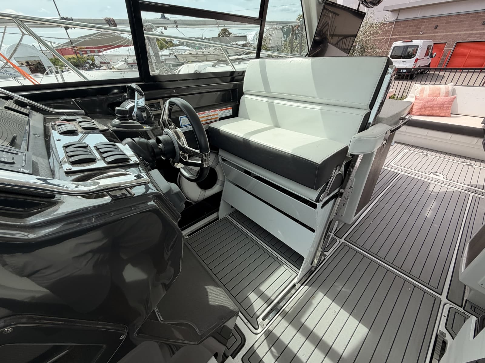 2018 Monterey 36 Sport Coupe - Photo 15
