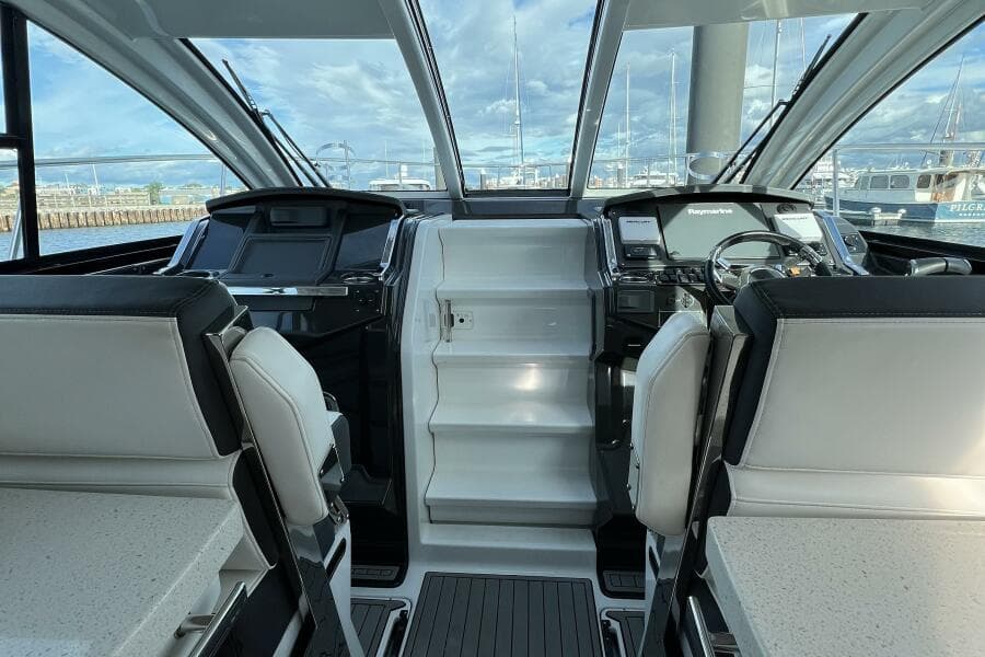 2018 Monterey 36 Sport Coupe