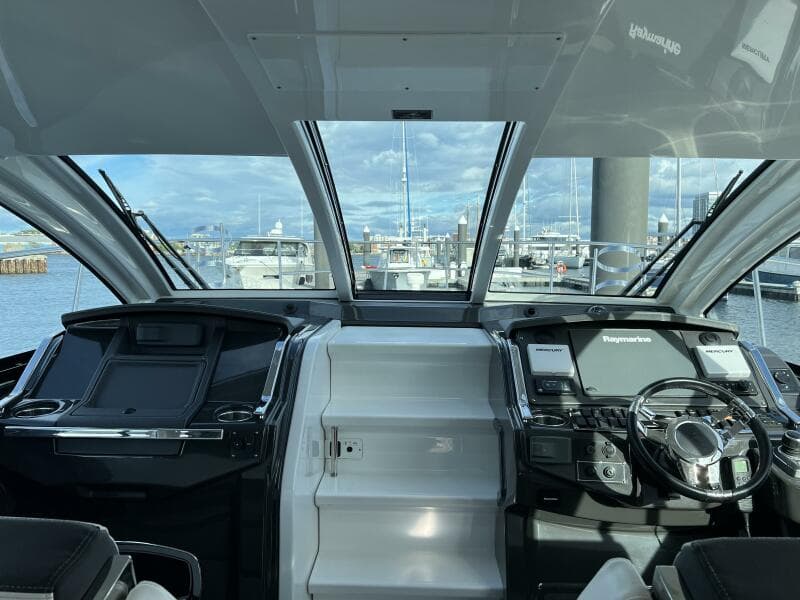 2018 Monterey 36 Sport Coupe