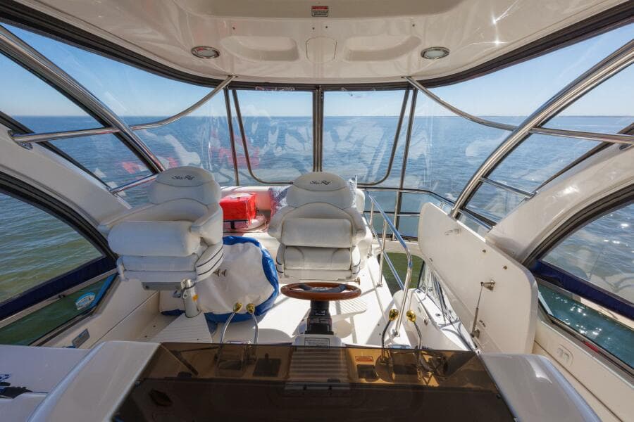 2006 52 Sea Ray Sedan Bridge Zoe Grace Flybridge (4)