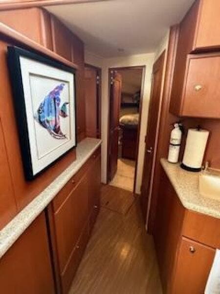 2006 Silverton 42 Convertible