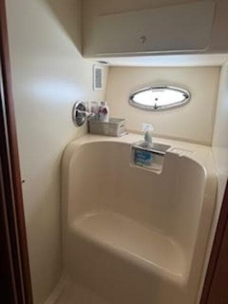 2006 Silverton 42 Convertible