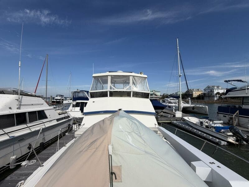 1987 Viking 44 Motor Yacht