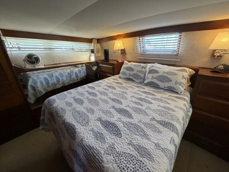 1987 Viking 44 Motor Yacht