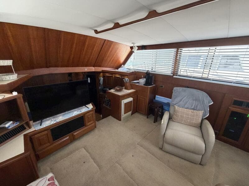 1987 Viking 44 Motor Yacht