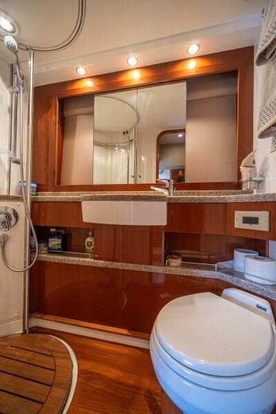 2009 Princess 54 Flybridge