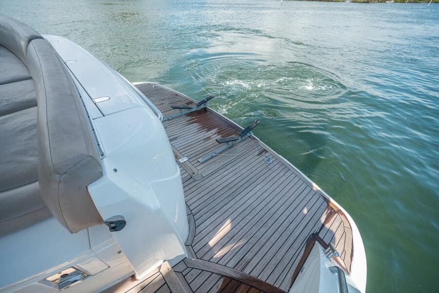 2009 Princess 54 Flybridge