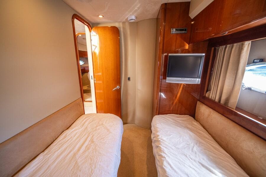 2009 Princess 54 Flybridge