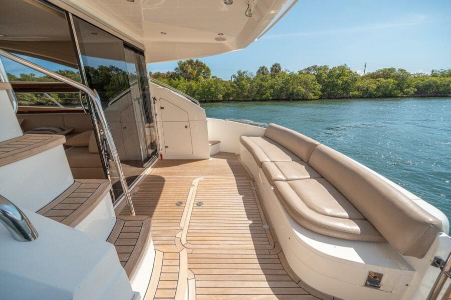2009 Princess 54 Flybridge
